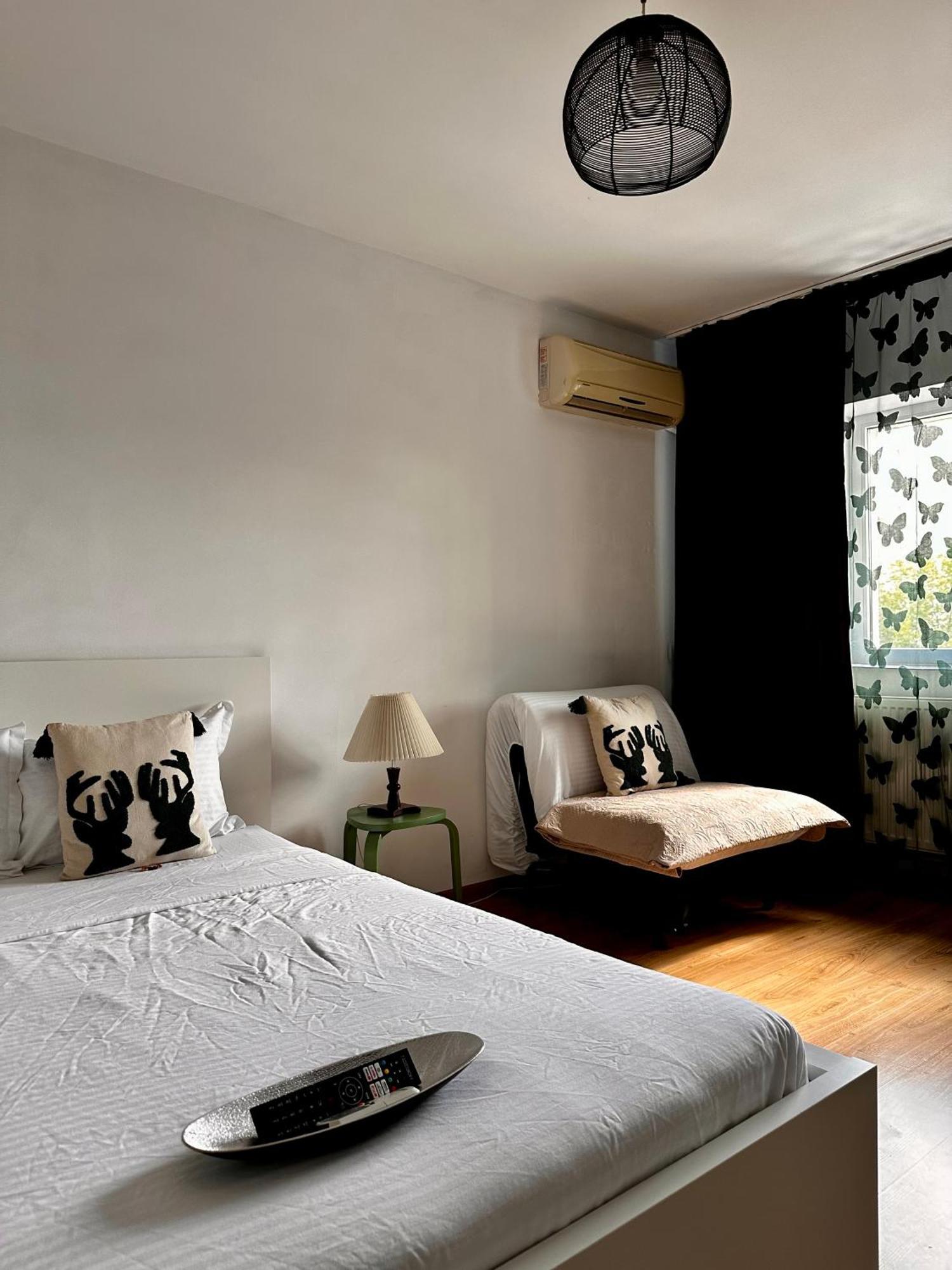 Romantic Charm, Spa, Free Early Check-In Bucureşti Ngoại thất bức ảnh