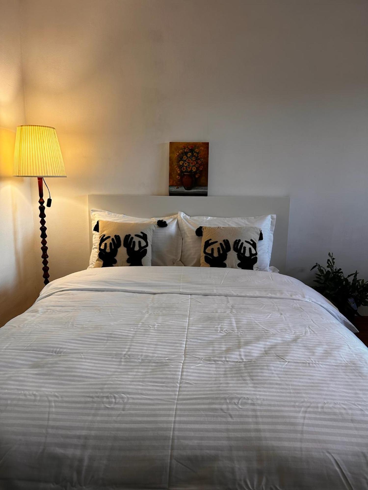 Romantic Charm, Spa, Free Early Check-In Bucureşti Ngoại thất bức ảnh